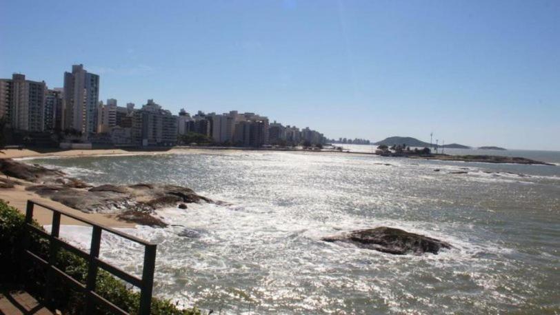 شقة Janela Sobre O Mar De غواراباري المظهر الخارجي الصورة